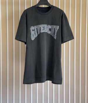 Givenchy Tee