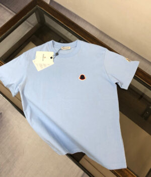 Moncler T-shirt