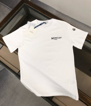 Moncler T-shirt