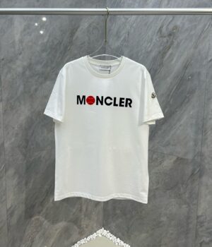Moncler T-shirt