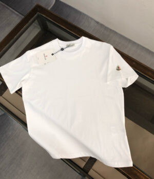 Moncler T-shirt
