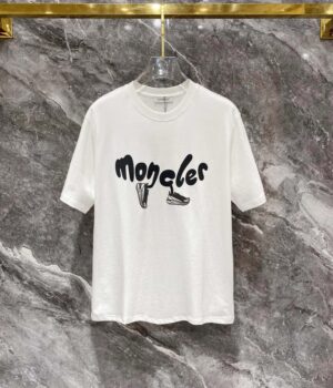 Moncler T-shirt