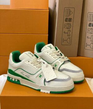 1V Trainer
