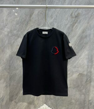 Moncler T-shirt