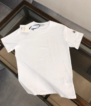 Moncler T-shirt