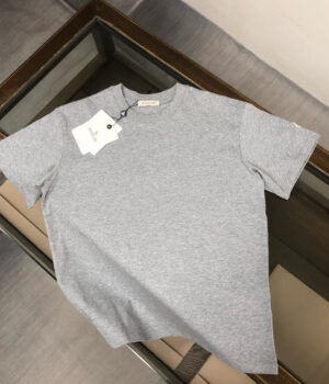 Moncler T-shirt