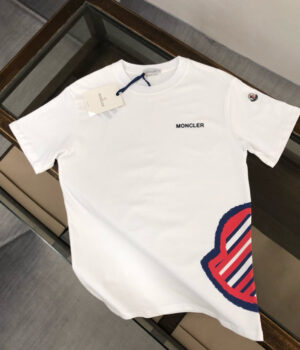 Moncler T-shirt
