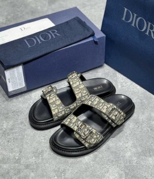 CD SANDALS