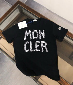 Moncler T-shirt