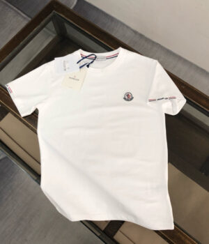 Moncler T-shirt