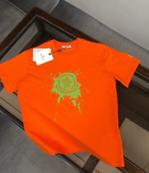 Moncler T-shirt