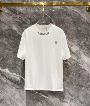 Moncler T-shirt
