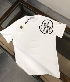 Moncler T-shirt