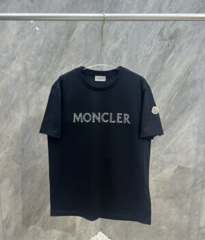 Moncler T-shirt