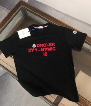 Moncler T-shirt