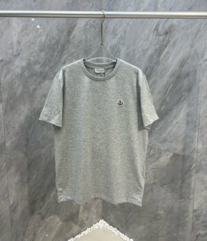 Moncler T-shirt