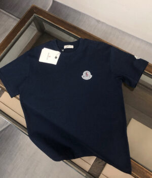 Moncler T-shirt