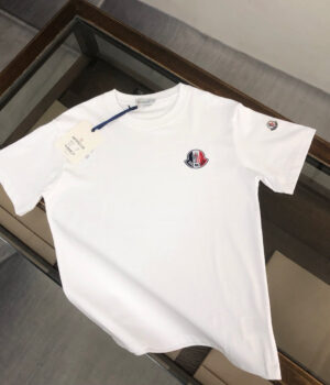 Moncler T-shirt