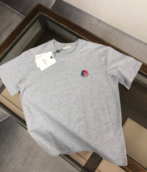 Moncler T-shirt