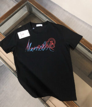 Moncler T-shirt