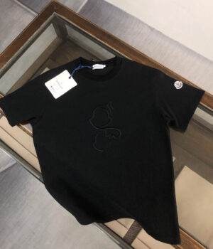 Moncler T-shirt