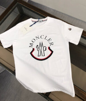 Moncler T-shirt