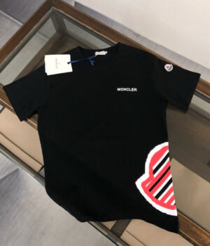 Moncler T-shirt