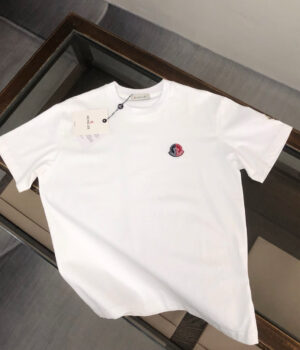 Moncler T-shirt
