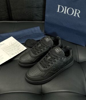 CD Sneakers