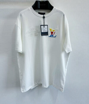 1V T-Shirt