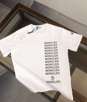 Moncler T-shirt