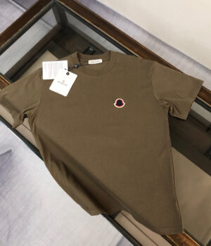 Moncler T-shirt