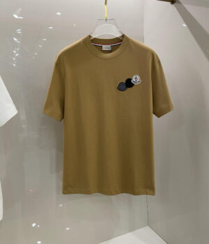 Moncler T-shirt
