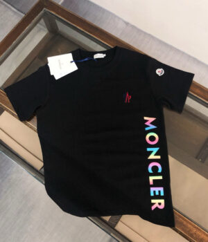 Moncler T-shirt