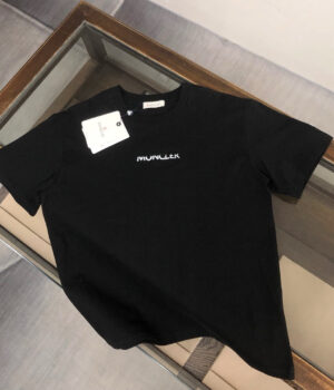 Moncler T-shirt