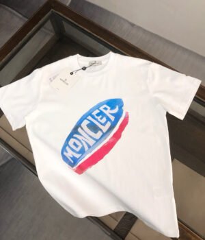 Moncler T-shirt