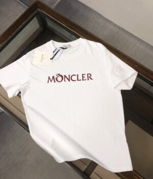 Moncler T-shirt