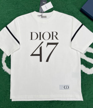 Dior T-shirt