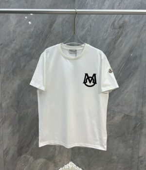 Moncler T-shirt