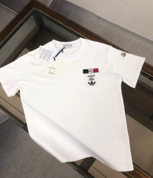 Moncler T-shirt