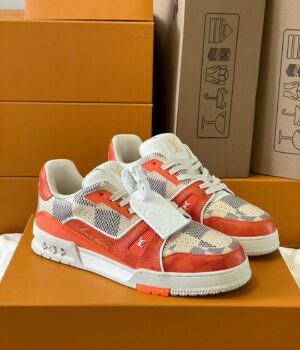 1V Trainer