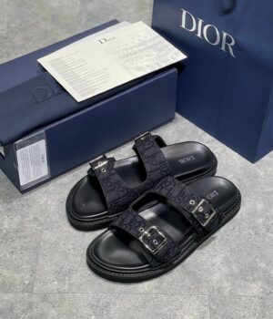 CD SANDALS