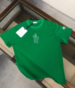 Moncler T-shirt