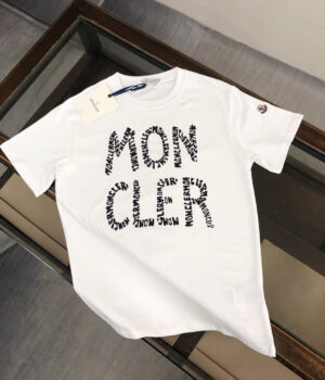 Moncler T-shirt