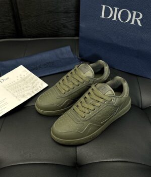 CD Sneakers