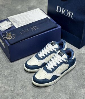 CD SNEAKERS