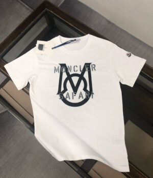 Moncler T-shirt