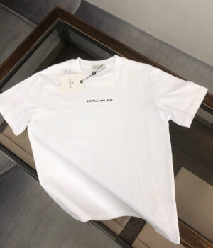 Moncler T-shirt