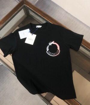 Moncler T-shirt