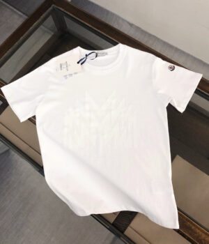 Moncler T-shirt